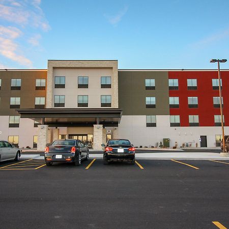 Holiday Inn Express & Suites - Kirksville - University Area By Ihg Buitenkant foto