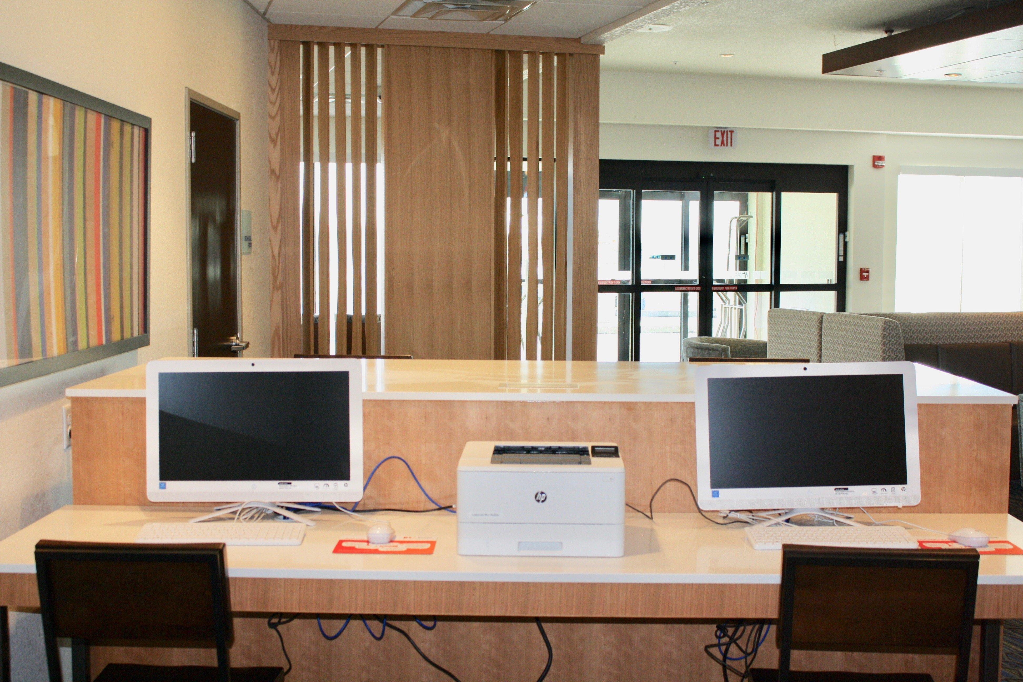 Holiday Inn Express & Suites - Kirksville - University Area By Ihg Buitenkant foto